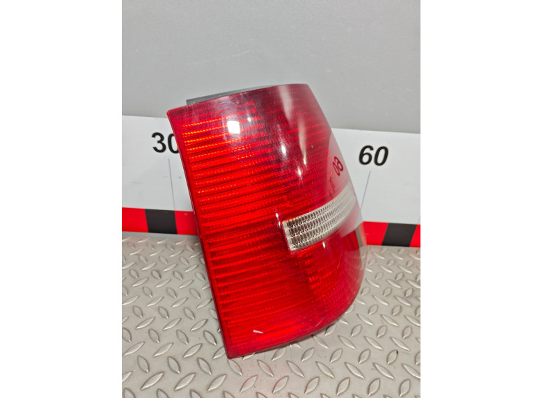 Фонарь задний левый к Volkswagen Golf, 2001г.