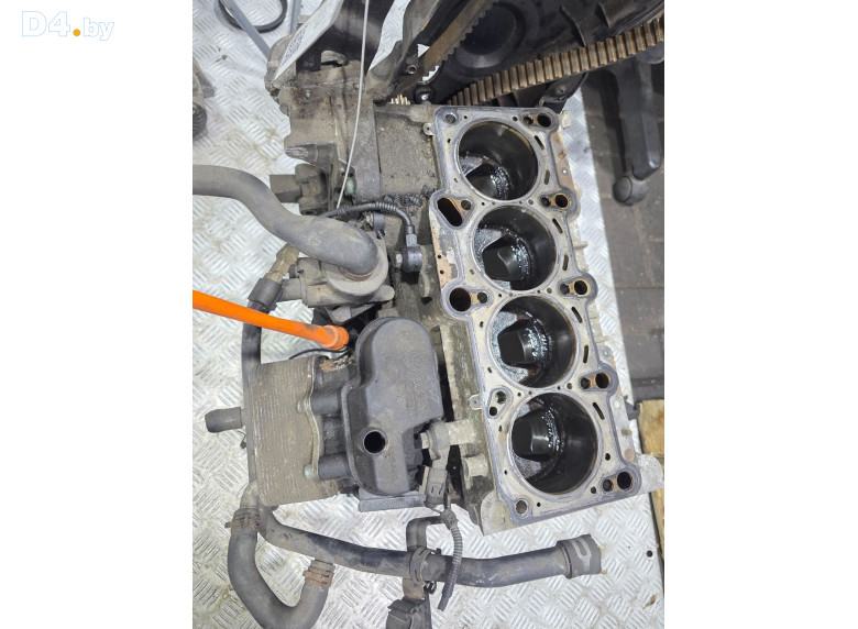 Блок цилиндров к Volkswagen Touran 2007 г.