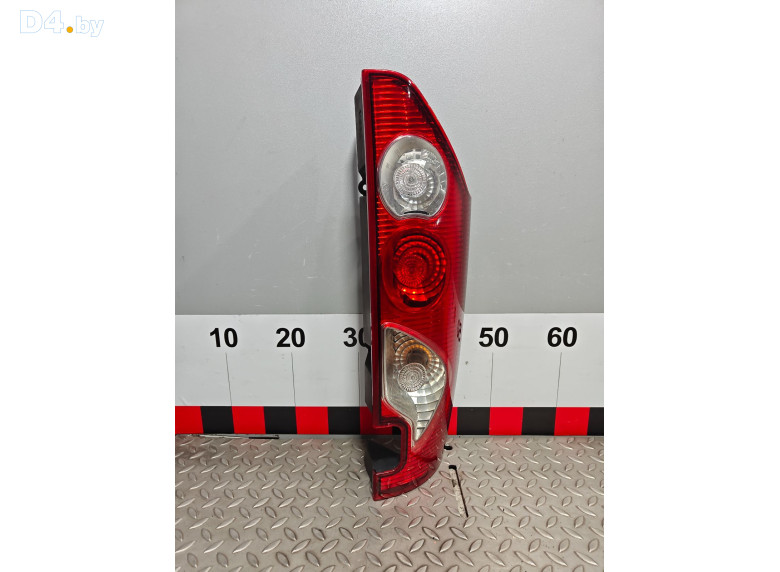 Фонарь задний правый к Renault Kangoo 2010 г.