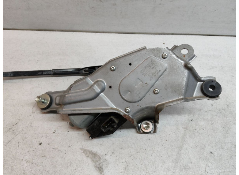 Моторчик заднего стеклоочистителя (дворника) к Toyota Land Cruiser, 2012г.