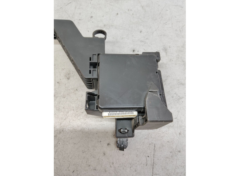 Блок предохранителей к Toyota Land Cruiser, 2012г.