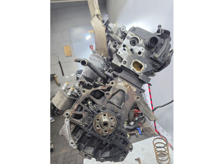 Двигатель к Audi A6, 2006г.