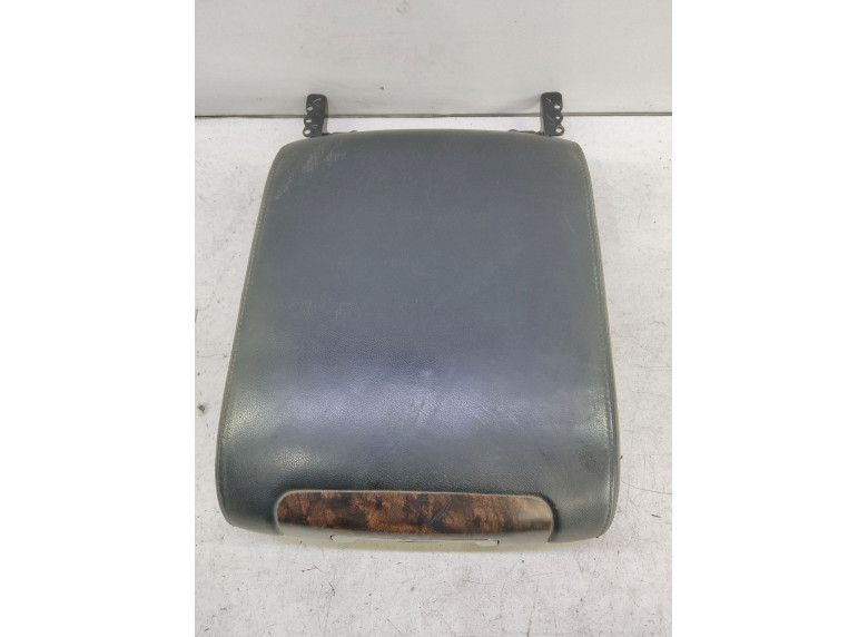 Подлокотник к Toyota Land Cruiser, 2012г.