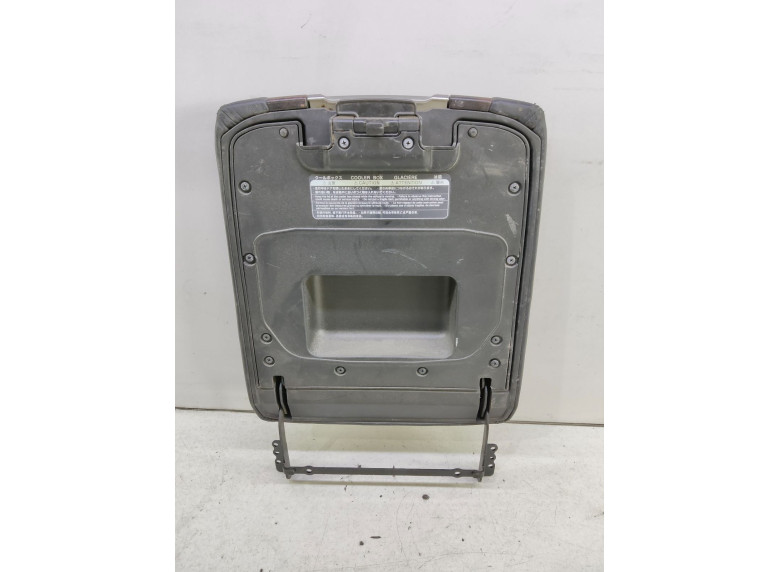 Подлокотник к Toyota Land Cruiser, 2012г.