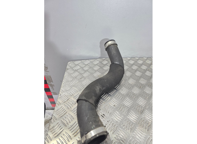 Патрубок интеркулера к Audi A6, 2006г.