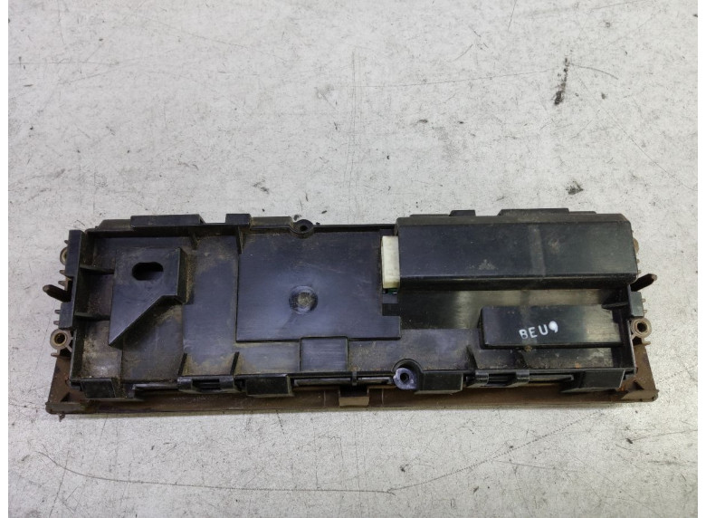 Блок управления печки/климат-контроля к Toyota Land Cruiser, 2012г.