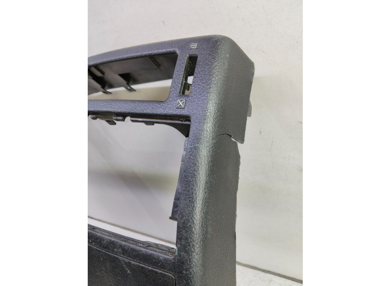 Консоль салона (кулисная часть) к Toyota Land Cruiser, 2012г.