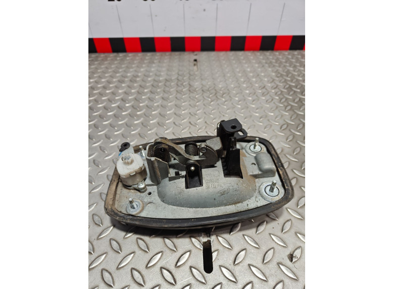 Ручка наружная распашной двери правой к Peugeot Boxer, 2017г.