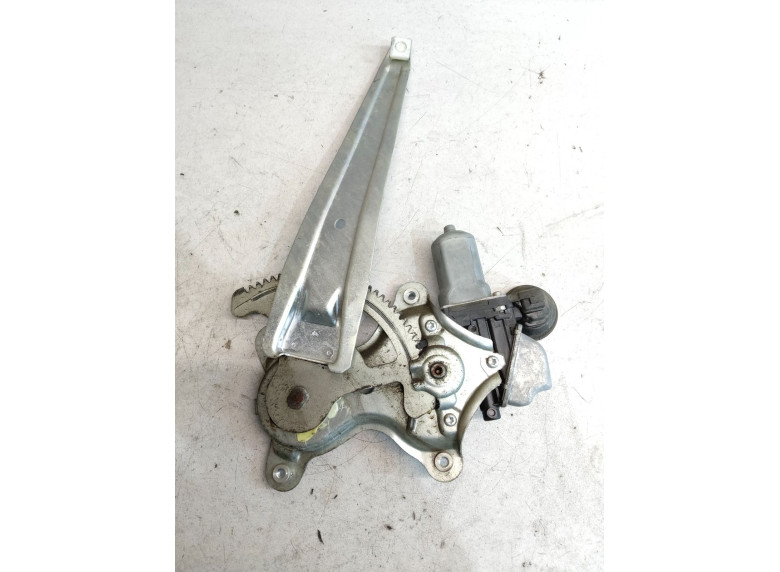 Стеклоподъемник электрический задний левый к Toyota Land Cruiser, 2012г.