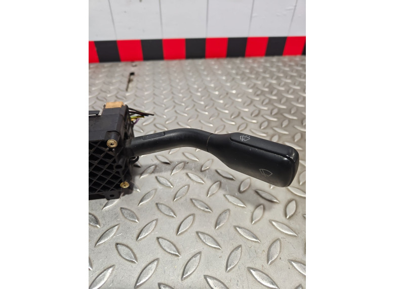 Переключатель подрулевой (стрекоза) к Audi A4, 1996г.