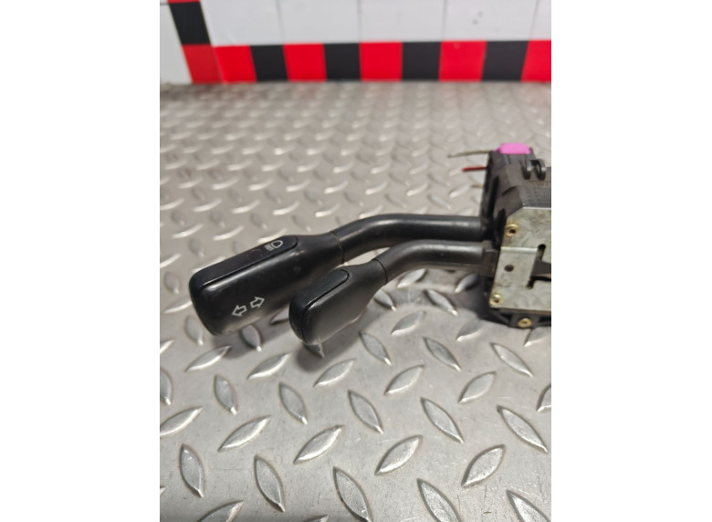 Переключатель подрулевой (стрекоза) к Audi A4, 1996г.