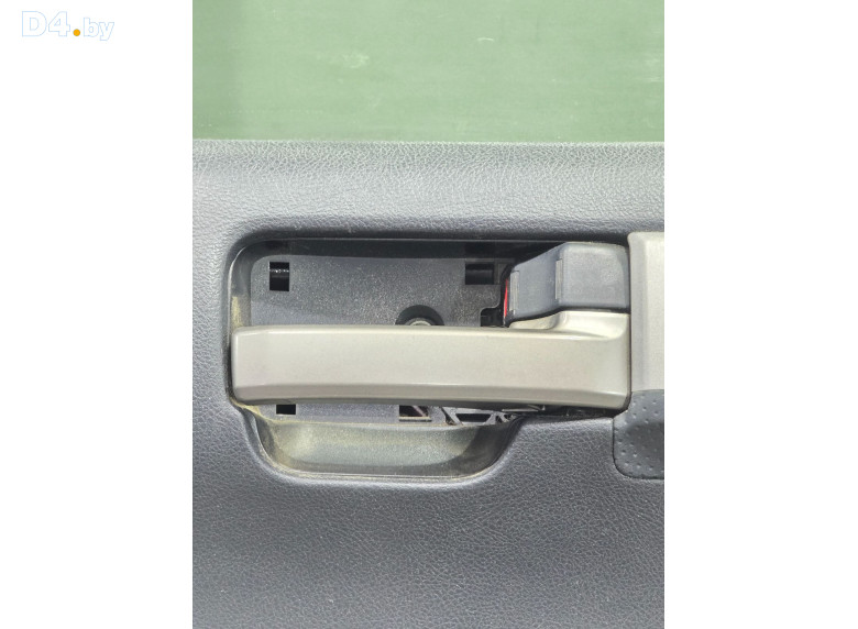 Ручка внутренняя задняя правая к Toyota LandCruiser 2012 г.