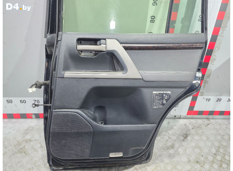 Обшивка двери задней правой (дверная карта) к Toyota LandCruiser 2012 г.