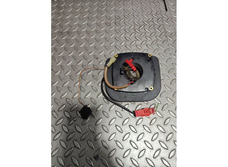 Шлейф руля к Audi A4, 1996г.