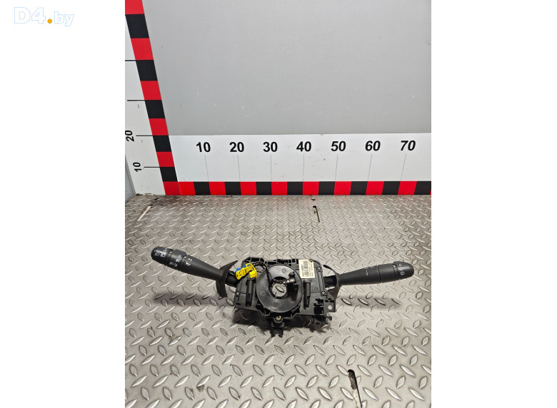 Переключатель подрулевой (стрекоза) к Dacia Logan 2007 г.