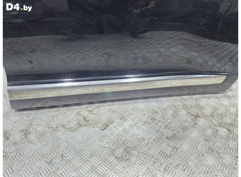 Молдинг двери передней правой к Toyota LandCruiser 2012 г.