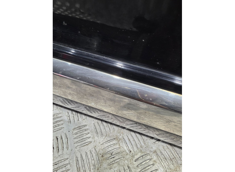 Молдинг двери передней правой к Toyota Land Cruiser, 2012г.