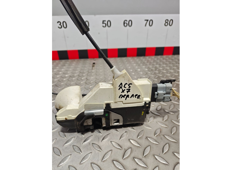 Замок двери передней левой к Citroen C5, 2009г.