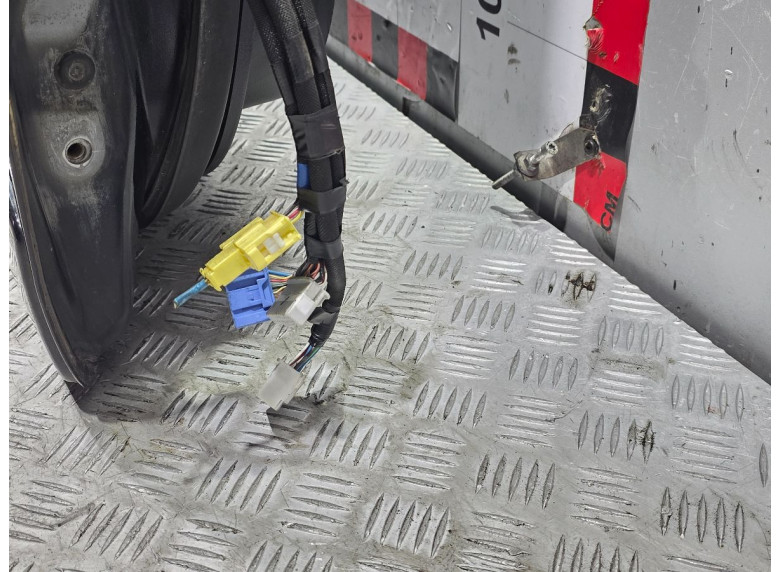 Проводка двери передней правой к Toyota Land Cruiser, 2012г.