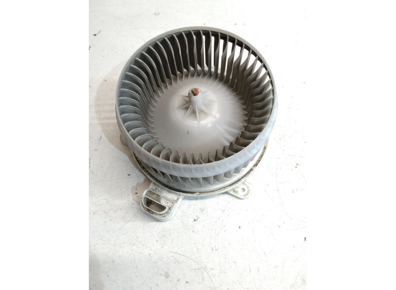 Моторчик печки к Toyota Land Cruiser, 2012г.