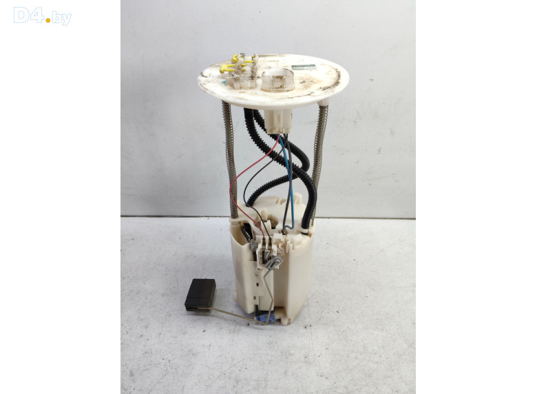 Насос топливный к Toyota LandCruiser 2012 г.