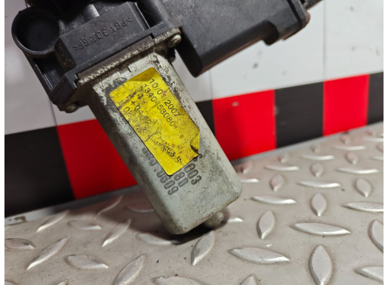 Стеклоподъемник электрический передний левый к Peugeot Boxer, 2008г.