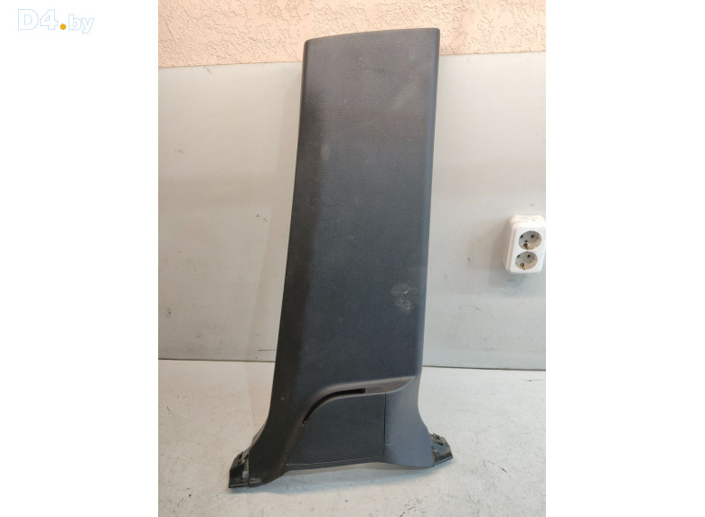 Обшивка стойки центральной правой к Toyota LandCruiser 2012 г.