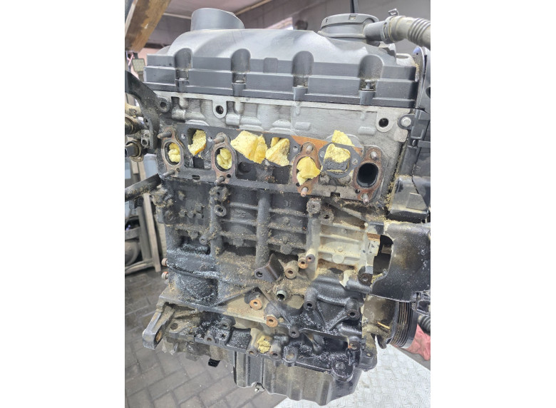 Двигатель к Volkswagen Transporter, 2006г.