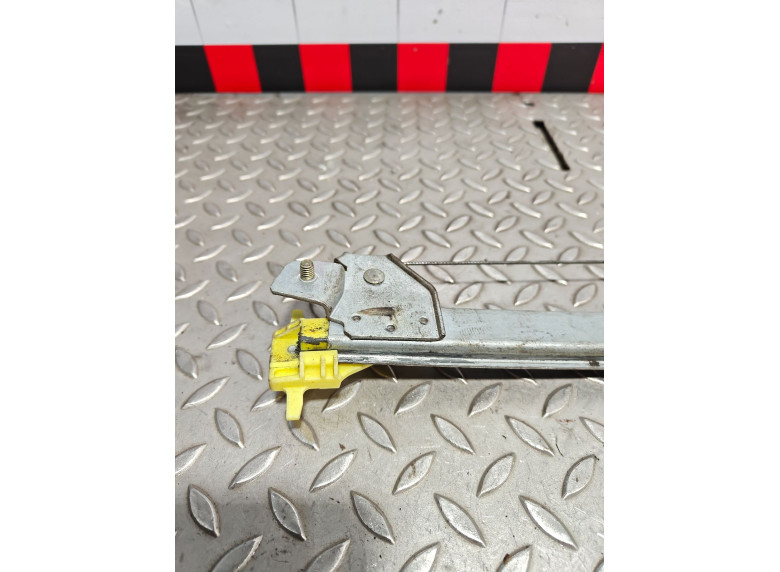 Стеклоподъемник электрический передний левый к Renault Trafic, 2003г.