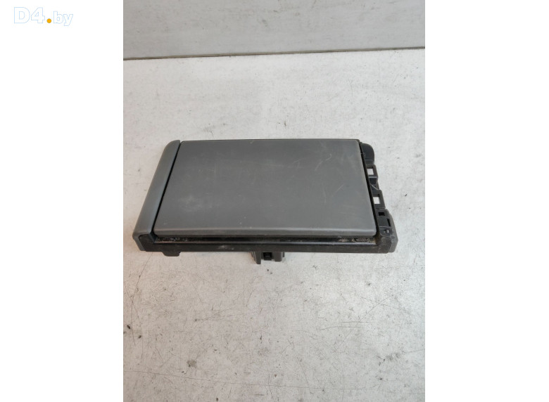 Подстаканник к Toyota LandCruiser 2012 г.