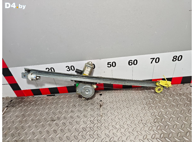 Стеклоподъемник электрический передний правый к Renault Trafic 2003 г.