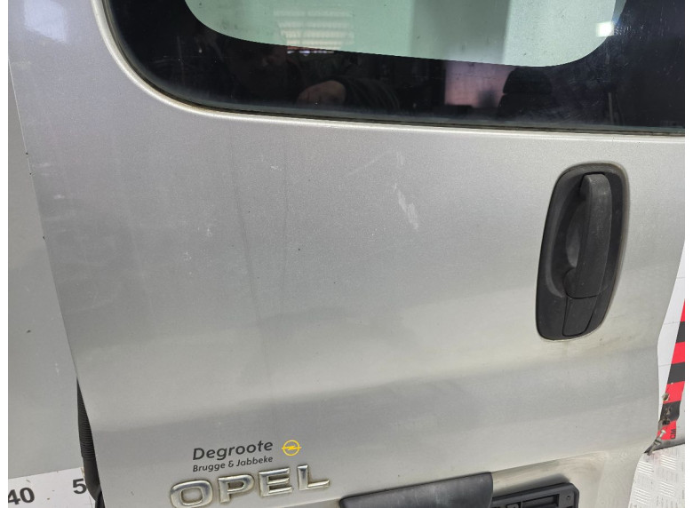 Дверь задняя распашная левая к Opel Vivaro, 2004г.