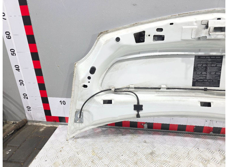 Капот к Renault Kangoo, 2010г.