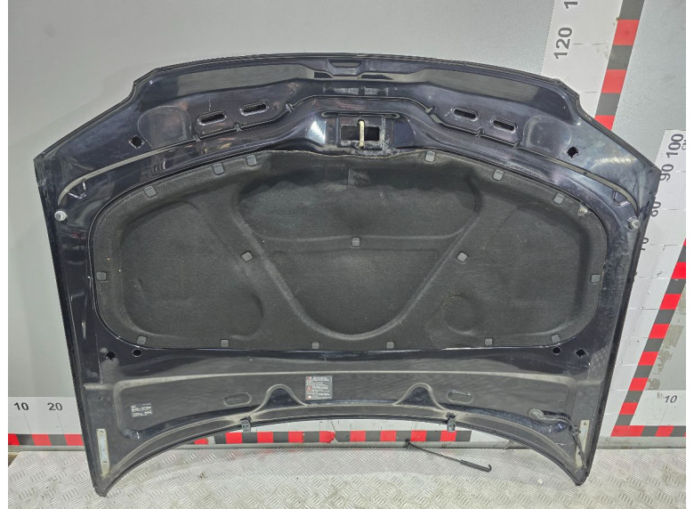 Капот к Volkswagen Passat, 2002г.