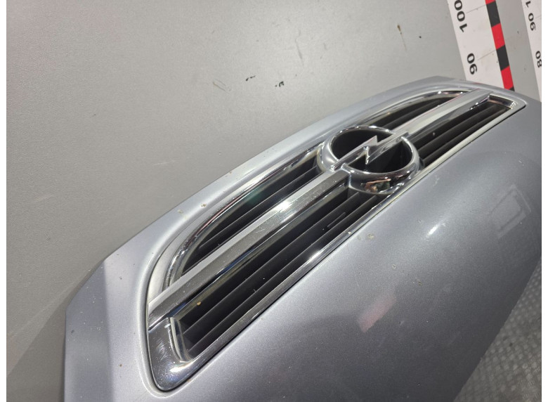Решетка радиатора к Opel Zafira, 2004г.