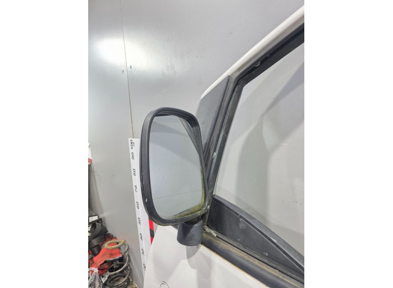 Зеркало наружное левое к Hyundai H1, 2000г.