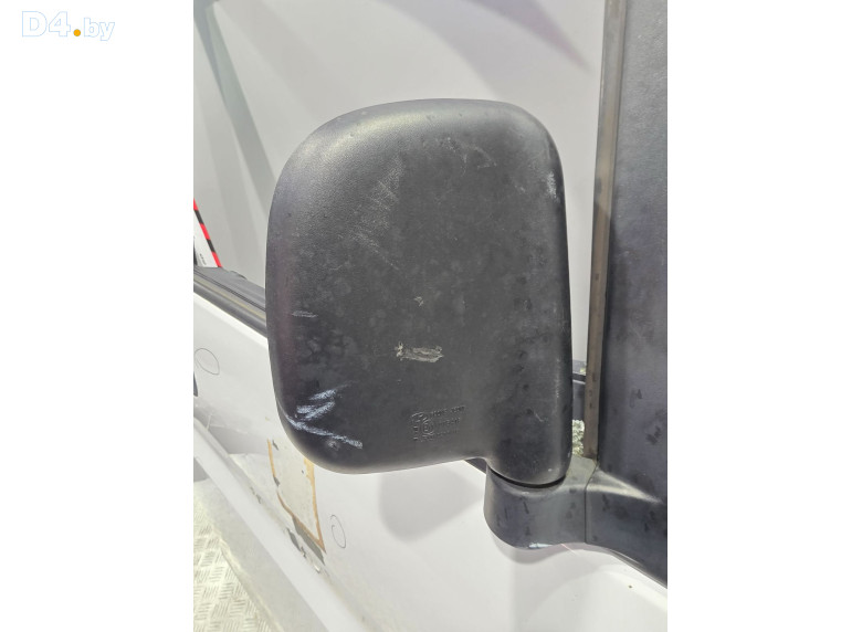 Зеркало наружное правое к Hyundai H1 2000 г.