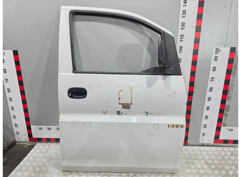 Дверь передняя правая к Hyundai H1, 2000г.