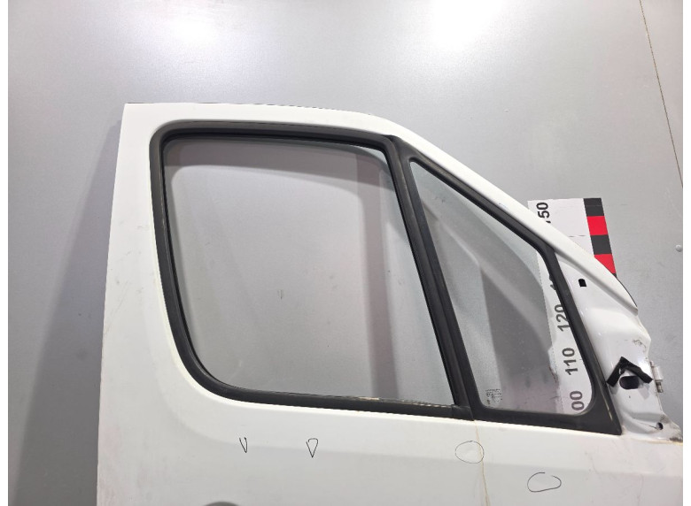 Дверь передняя правая к Mercedes Sprinter, 2006г.