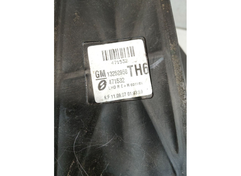 Зеркало наружное правое к Opel Zafira, 2007г.
