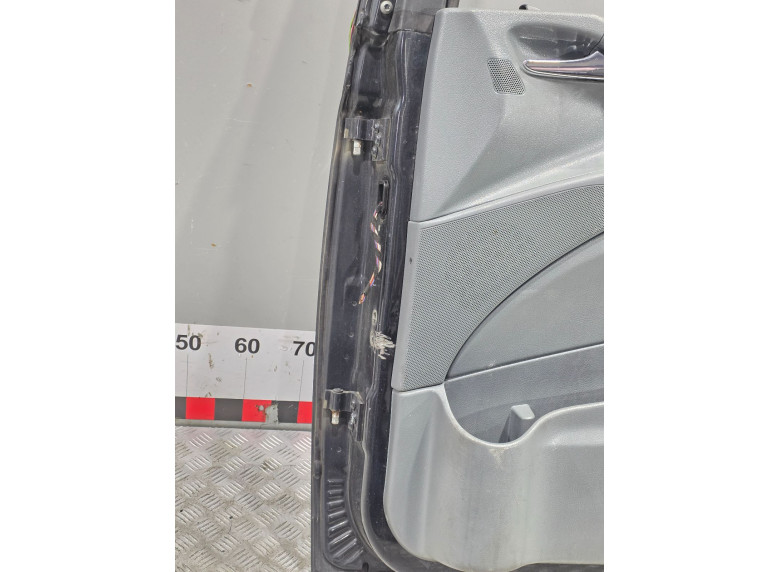 Дверь передняя правая к Mercedes Vito W639, 2005г.