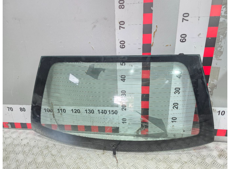 Стекло заднее к Opel Corsa, 2004г.