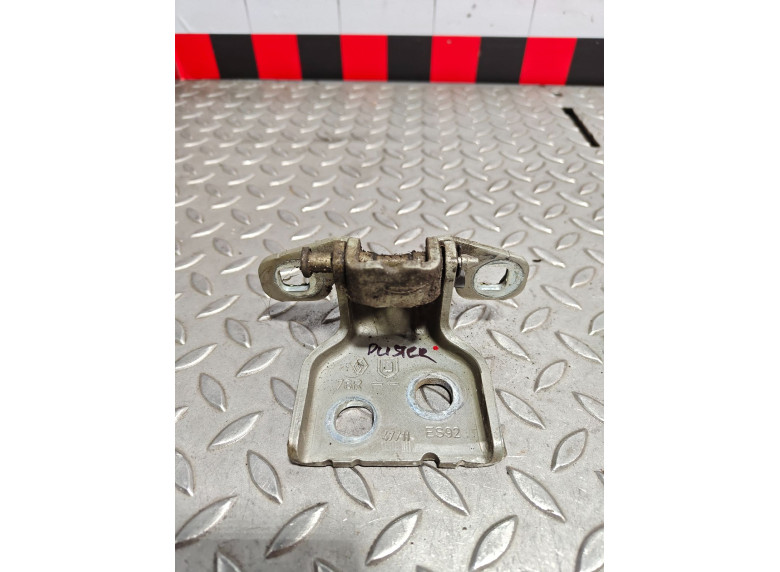 Петля двери передней правой к Dacia Duster, 2010г.