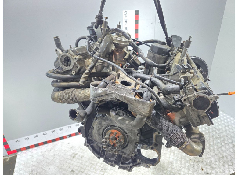 Двигатель к Audi A6, 2000г.