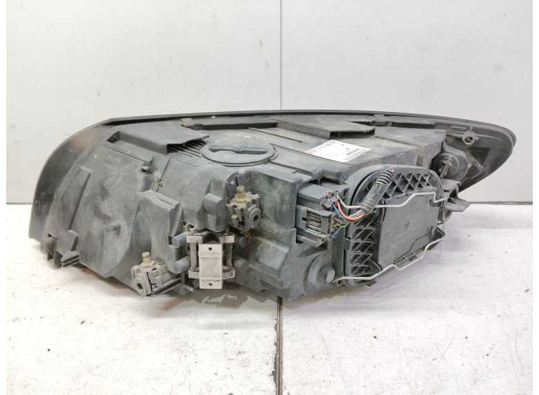Фара правая к Volvo S40, 2010г.