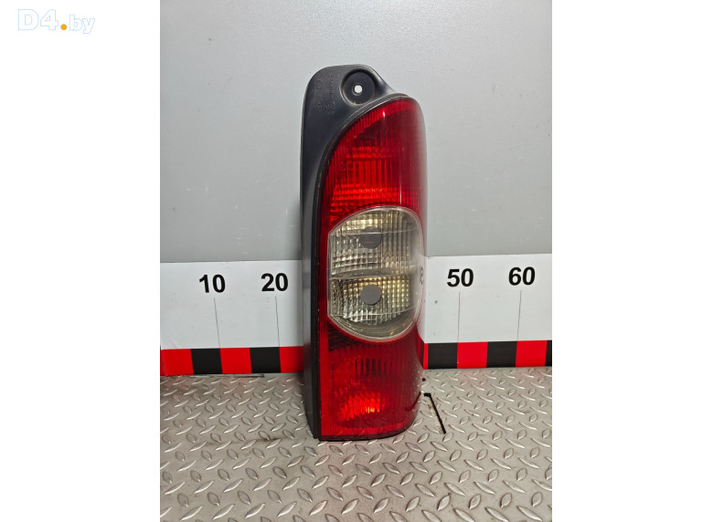 Фонарь задний правый к Renault Master 2006 г.
