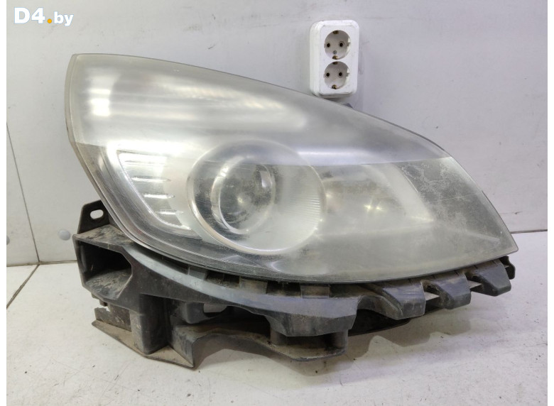 Фара правая к Renault Scenic 2007 г.