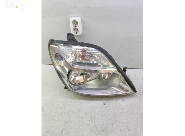 Фара правая к Renault Scenic 2003 г.