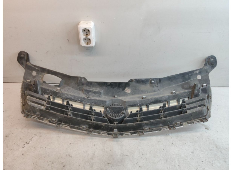 Решетка радиатора к Opel Astra, 2008г.