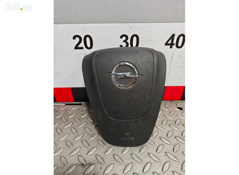 Подушка безопасности водителя к Opel Astra 2011 г.